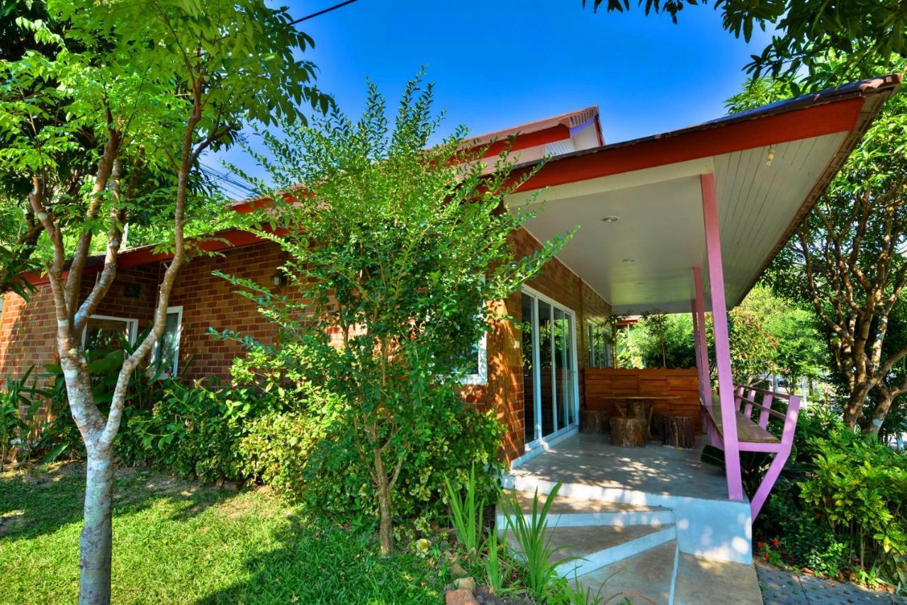 Theerama Cottage Suan Phueng Exterior photo